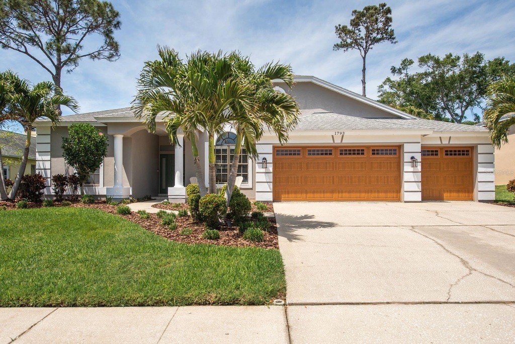 1793 Pipers Meadow Dr